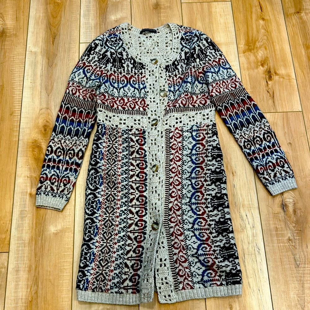 Peruvian Connection Sweater in Excellent Condition